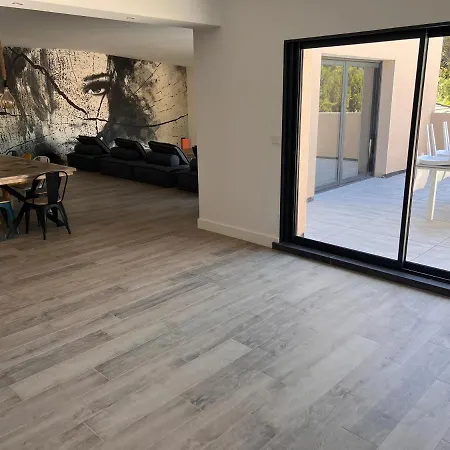 400m2 Piscine Intérieure Très Calme Agde