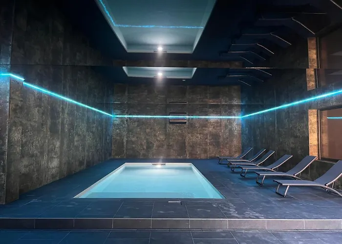 400m2 Piscine Intérieure Très Calme *