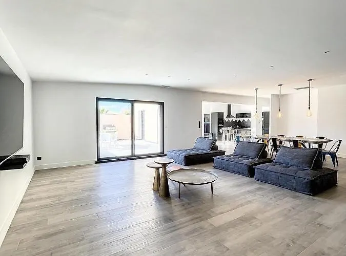 400m2 Piscine Intérieure Très Calme * Agde