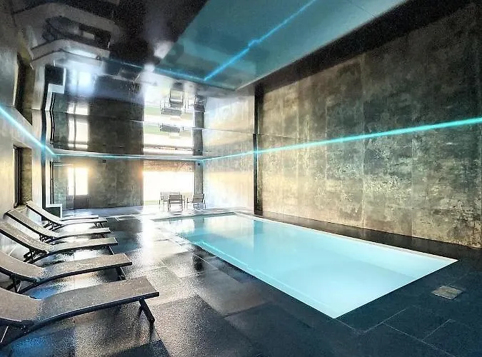 400m2 Piscine Intérieure Très Calme *